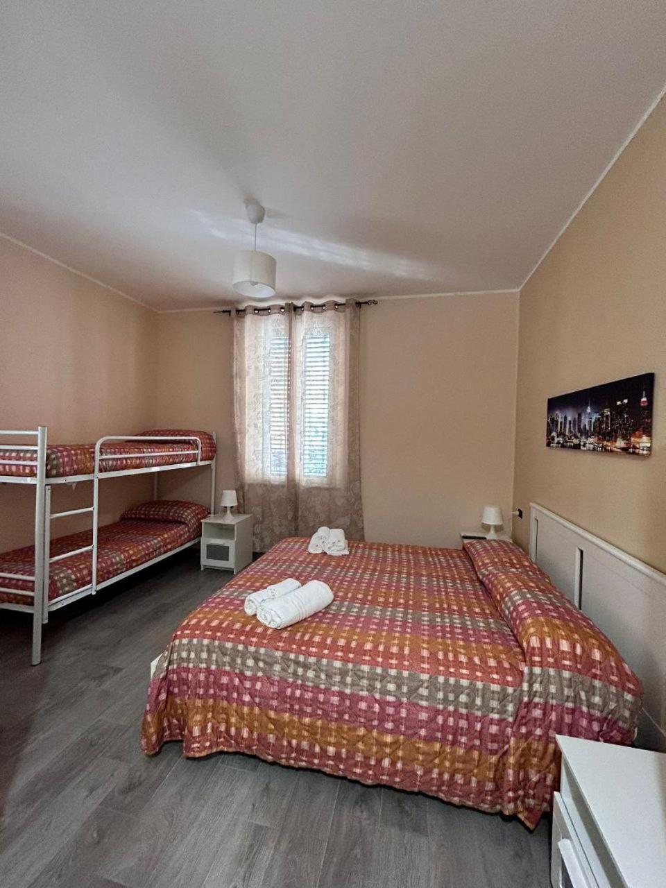 Metropolitan Rc Bed & Breakfast 2*